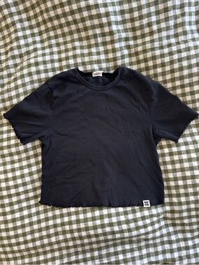 Lucy and Yak Black Crop Tee with Lettuce Edge in 100% Organic Cotton